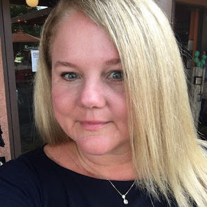 Meet your Posher, Cheryl